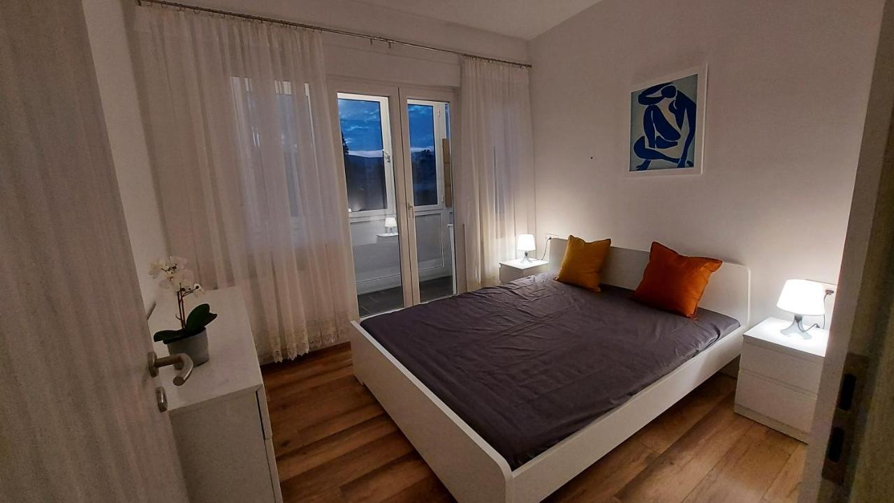 Apartments Square Загреб Экстерьер фото
